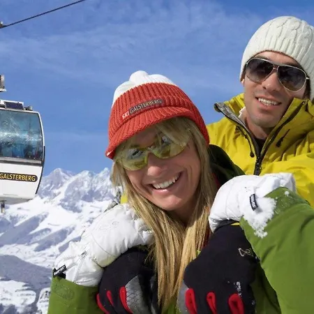 Almresort Sommerschnee