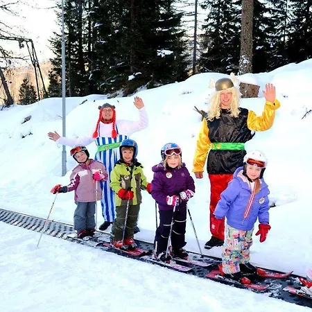 Almresort Sommerschnee Alpehytte *