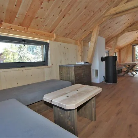 Almresort Sommerschnee Alpehytte Pruggern