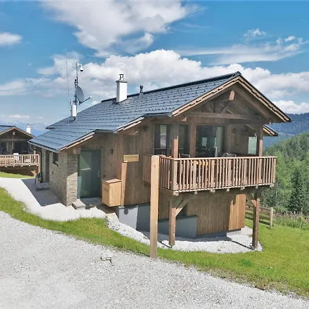 Almresort Sommerschnee Alpehytte Pruggern